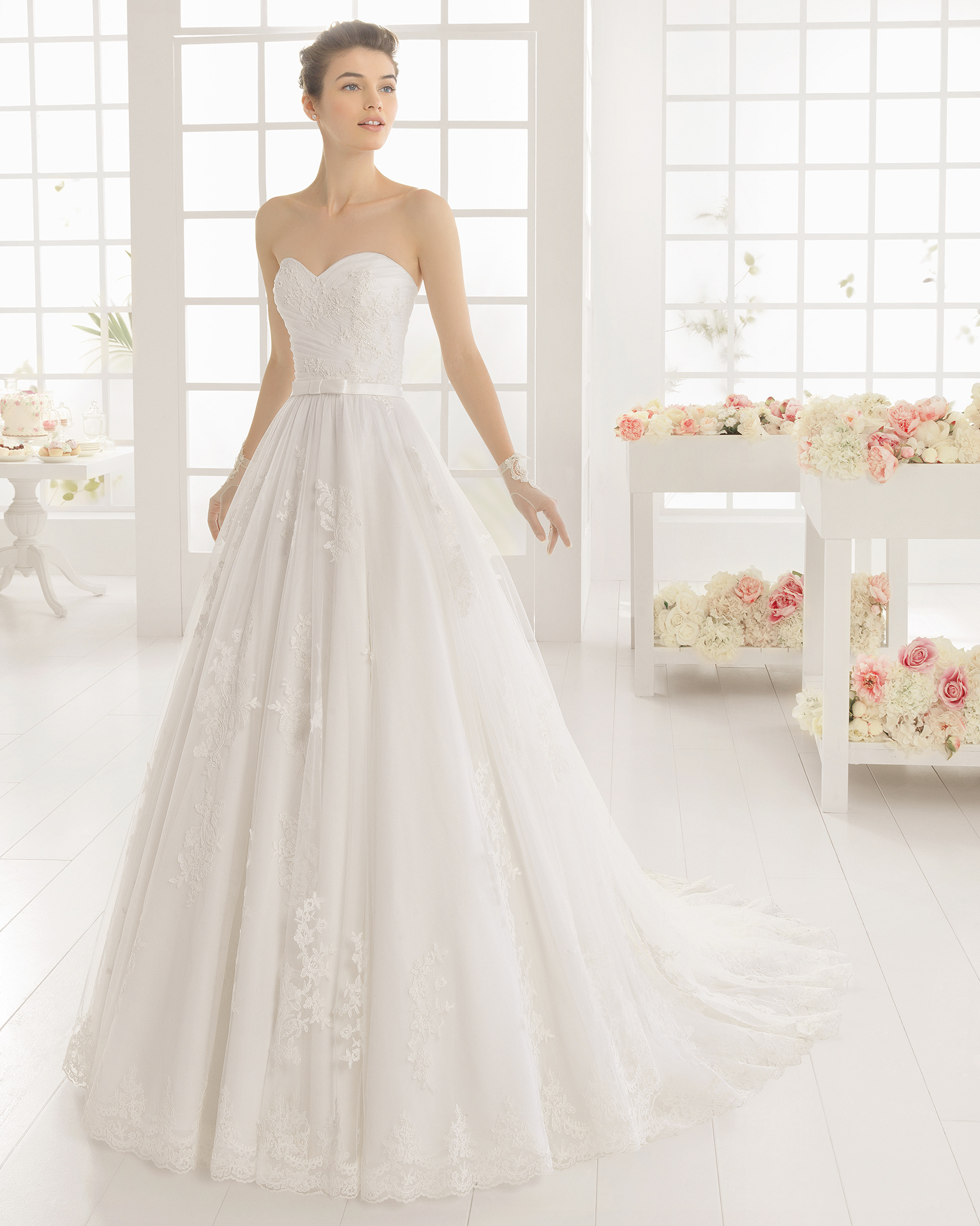 MIRLO wedding dress - Aire Barcelona 2016.
