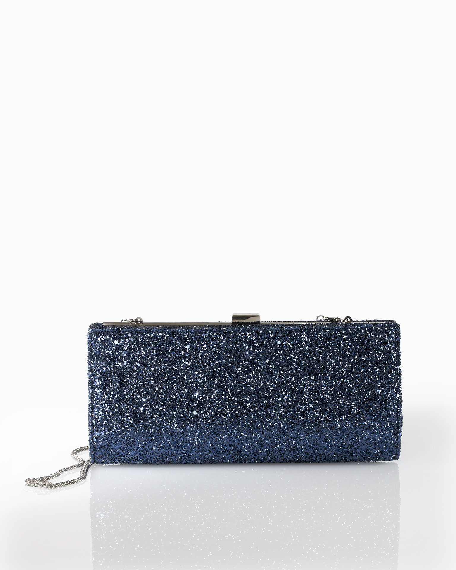 Glitter cocktail clutch bag, available in black, lead, navy blue, silver and champagne. 2018 FIESTA AIRE BARCELONA Collection.