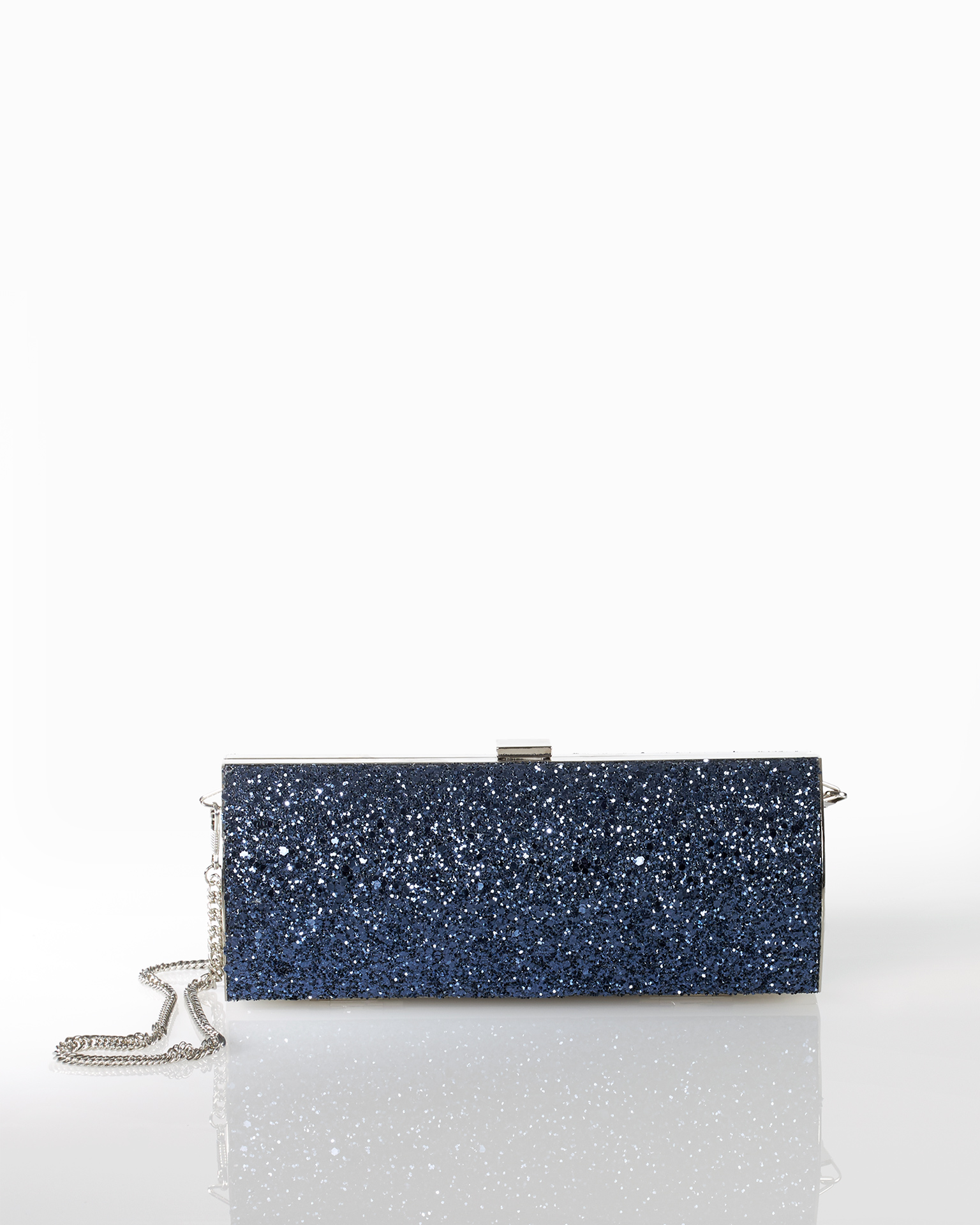 Glitter cocktail clutch bag, available in black, lead, navy blue, silver and champagne. 2018 FIESTA AIRE BARCELONA Collection.